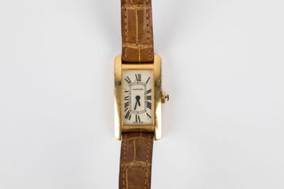 CARTIER, modèle TANK Américaine, boîtier...