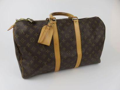 LOUIS VUITTON

Sac à main keepall monogramme...