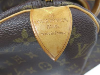 LOUIS VUITTON

Sac à main keepall monogramme...