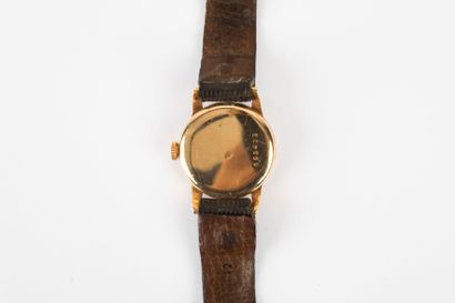 ETERNA 

Montre bracelet, boîtier rond à...