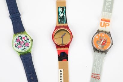 SWATCH 

Lot de trois montres, neuves de...