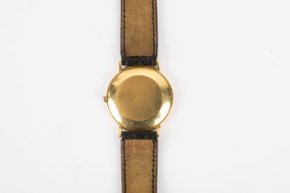 TISSOT 

Montre-bracelet, en or 750 millièmes,...