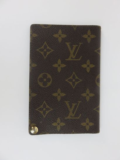 LOUIS VUITTON

Portefeuille, porte document,...