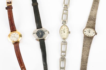 LIP, AIRAIN, BLAZON 

Lot de quatre montres...