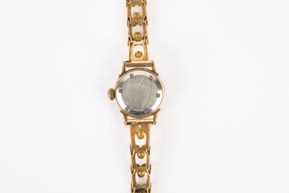 ZODIAC 

Montre-bracelet, boîtier plaqué...