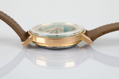 BULOVA 

Montre-bracelet, boîtier rond, plaqué...