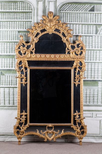 IMPORTANT MIROIR A PARECLOSES en bois et...