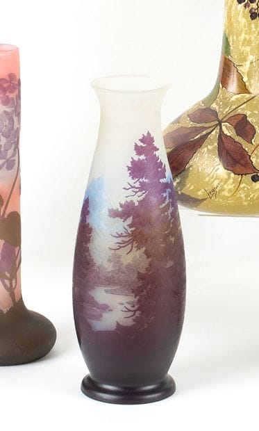 GALLE 

Magistral vase de forme japonisante...