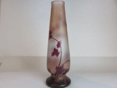 LEGRAS 

Grand vase de la série Rubis (modèle...