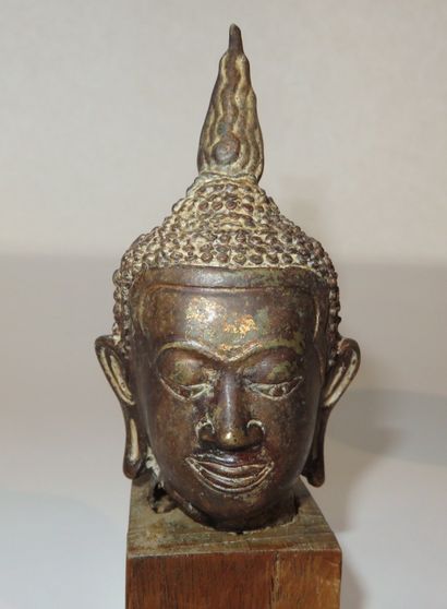 THAILANDE - XVIe/XVIIe siècle

Petite tête...