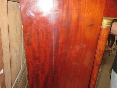 SECRETAIRE en acajou et placage d'acajou...
