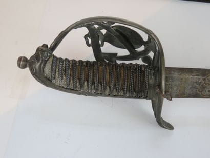 RARE SABRE D'OFFICIER DE LA MARINE BATAVE...