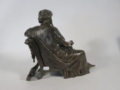 D'après Mathurin MOREAU

Femme à la lecture

Bronze...