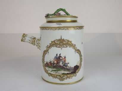 ALLEMAGNE, Meissen 

Chocolatière couverte...