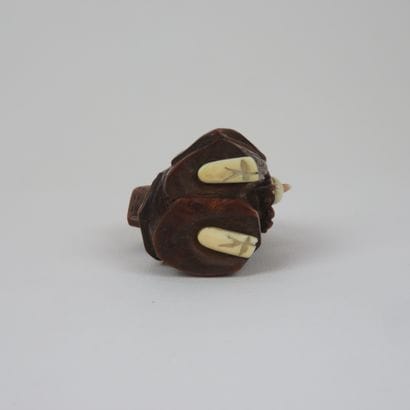 JAPON - XIXe siècle

Netsuke en bois, danseur...