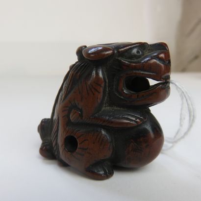 JAPON - Epoque EDO (1603-1868)

Netsuke en...