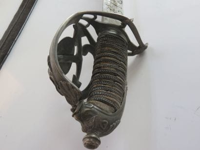 RARE SABRE D'OFFICIER DE LA MARINE BATAVE...