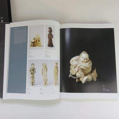 The World of Netsuke: The Werdelmann Collection...
