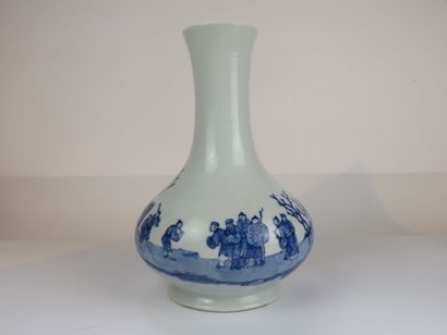 CHINE - Début XXe siècle

Vase à panse basse...