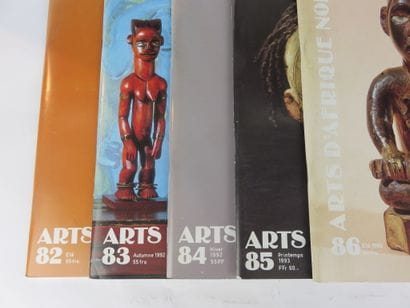 5 catalogues : Art Afrique Noire n° 82, 83,...