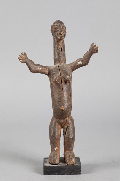 Bateba. Statuette utilisée lors des rites...