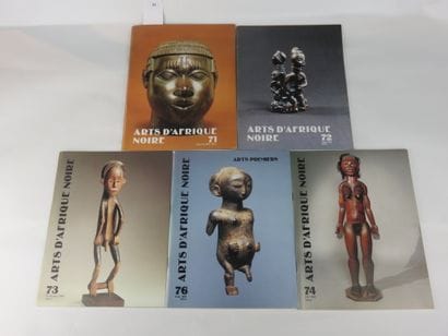 5 catalogues : Art Afrique Noire n° 71, 72,...
