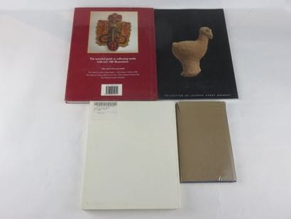 4 livres : The collector’ guide to masks,...
