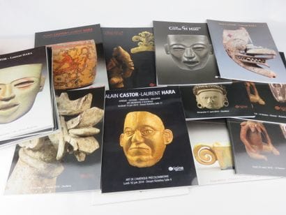 Lot de 19 catalogues de ventes publiques...