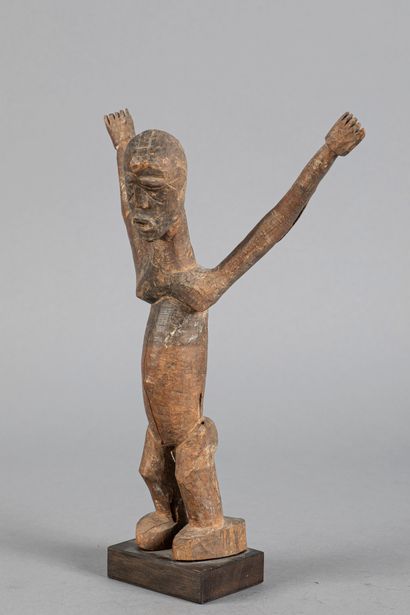 Bateba. Statuette utilisée lors des rites...