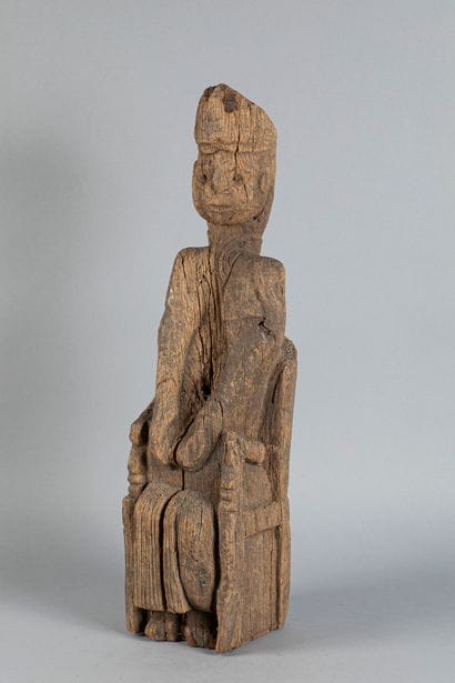 Rare statue représentant un personnage d’...
