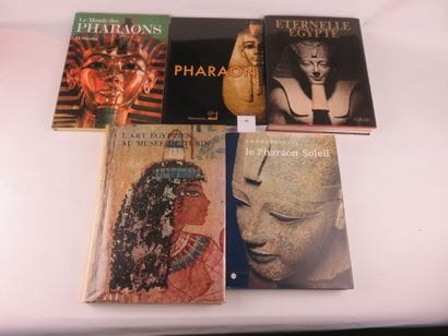 5 livres : L’ rt égyptien au musée de Turin,...