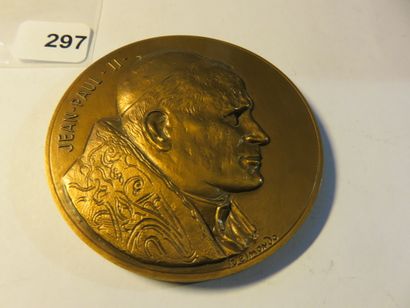 Medal - John Paul II, by Paul Belmondo 1979...