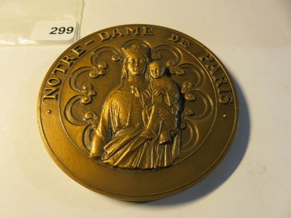 Medal - Notre-Dame de Paris (28), by André...