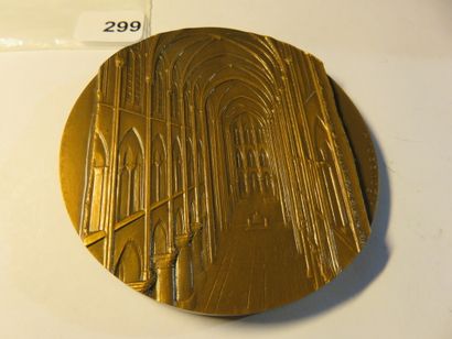 Medal - Notre-Dame de Paris (28), by André...