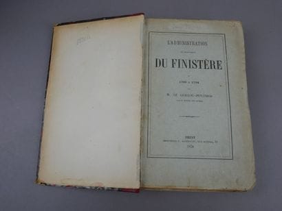 Ensemble de 3 volumes in-8° sur le Finistère....
