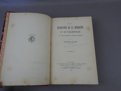 Ensemble de 2 volumes - Ensemble de 2 volumes
-...