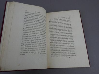Ensemble de 3 volumes. - Ensemble de 3 volumes
-...