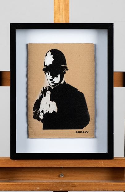 BANKSY (d’après)
Policier Britannique, 2015.
Aérosol...