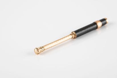 Gold nib/pencil holder with sliding device....