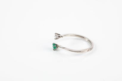 White gold toi et moi ring set with a round...