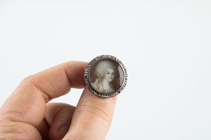 Miniature brooch in yellow gold and silver...