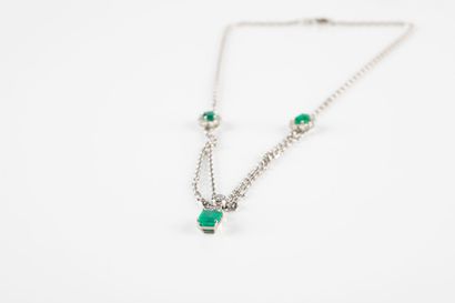 Necklace stylizing a drapery in white gold...