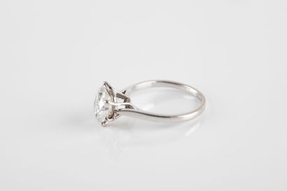 Ring solitaire brilliant cut diamond of 2.34...