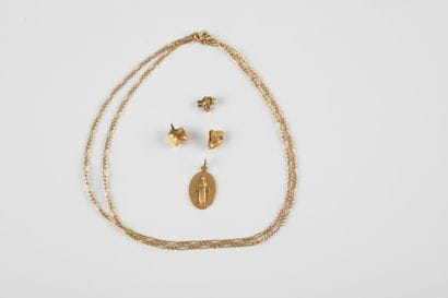 Lot including a chain, a miraculous medal,...