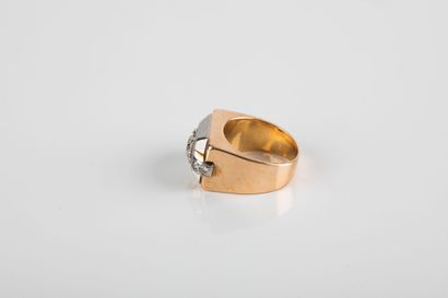 Gold and platinum tank ring, set with a diamond...