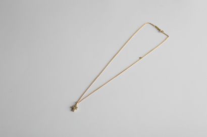 VAN CLEEF ARPELS
Yellow gold chain, round...