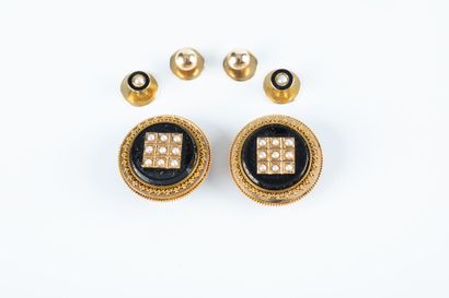 Lot including a pair of circular cufflinks...