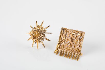 Lot including two brooches/ pendants, one...