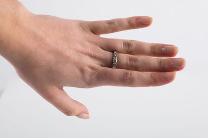 Gold wedding band set with 17 diamonds (one...