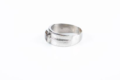 Ring white gold (deformed) decorated with...